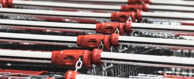 Chariots d'un supermarché