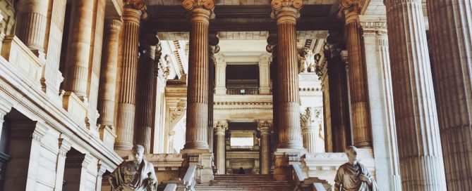 Palais de justice de Bruxelles, escalier monumental